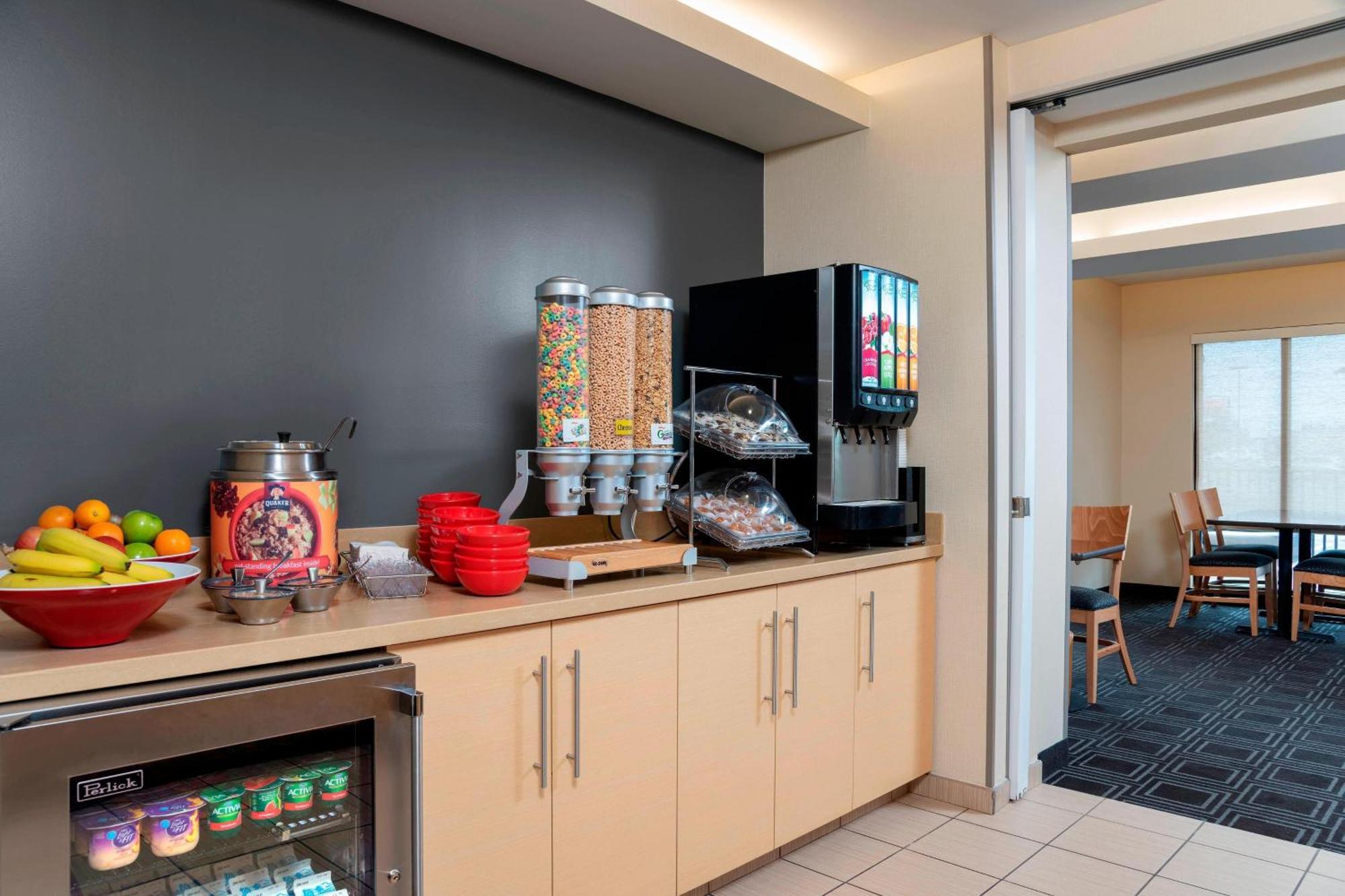 Towneplace Suites Fort Wayne North מראה חיצוני תמונה
