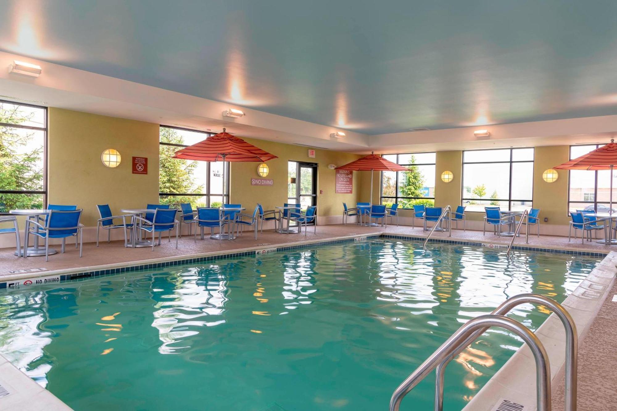 Towneplace Suites Fort Wayne North מראה חיצוני תמונה
